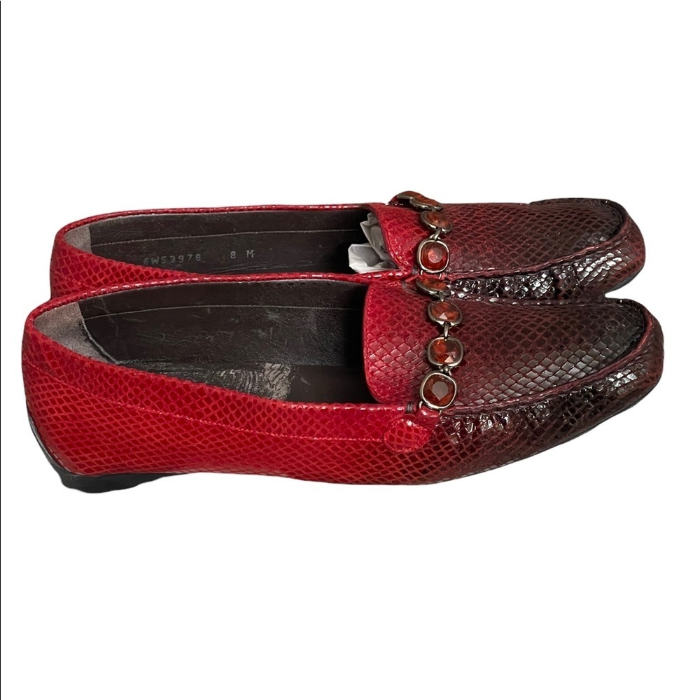 Stuart Weitzman Loafers Snake Skin Pattern Red Ombre bejewelled Sz 8M - Picture 2 of 12